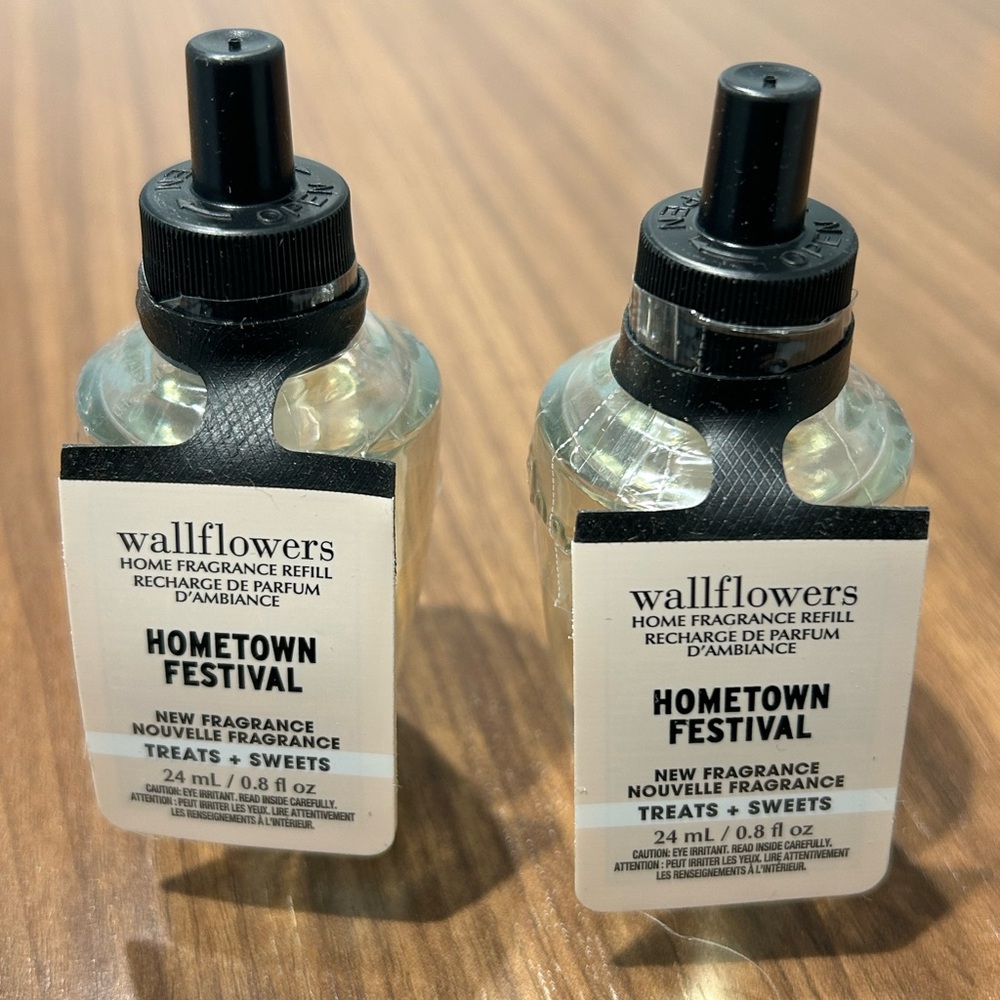 2 Bath & Body Works Hometown Festival Wallflowers